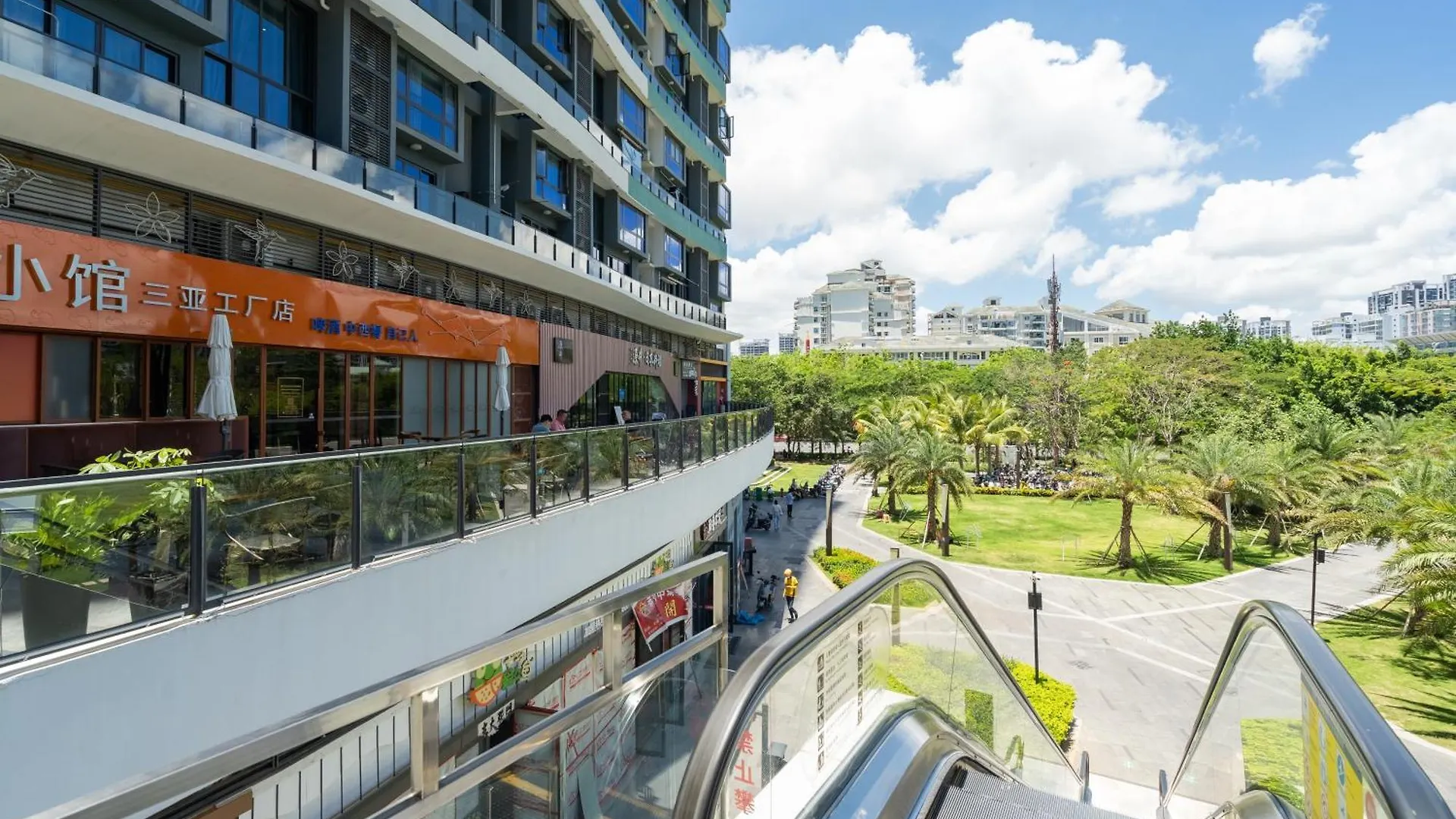 Poly Central Plaza By Boli At Sanya City Center#Near Joy City 5*,
