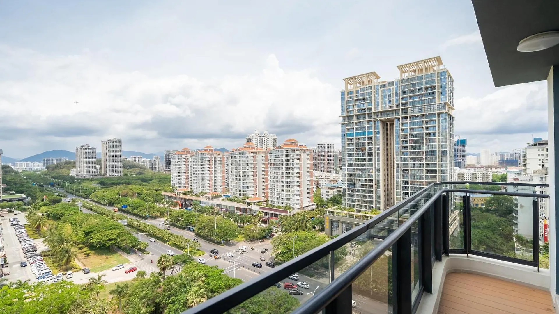 Poly Central Plaza By Boli At Sanya City Center#Near Joy City