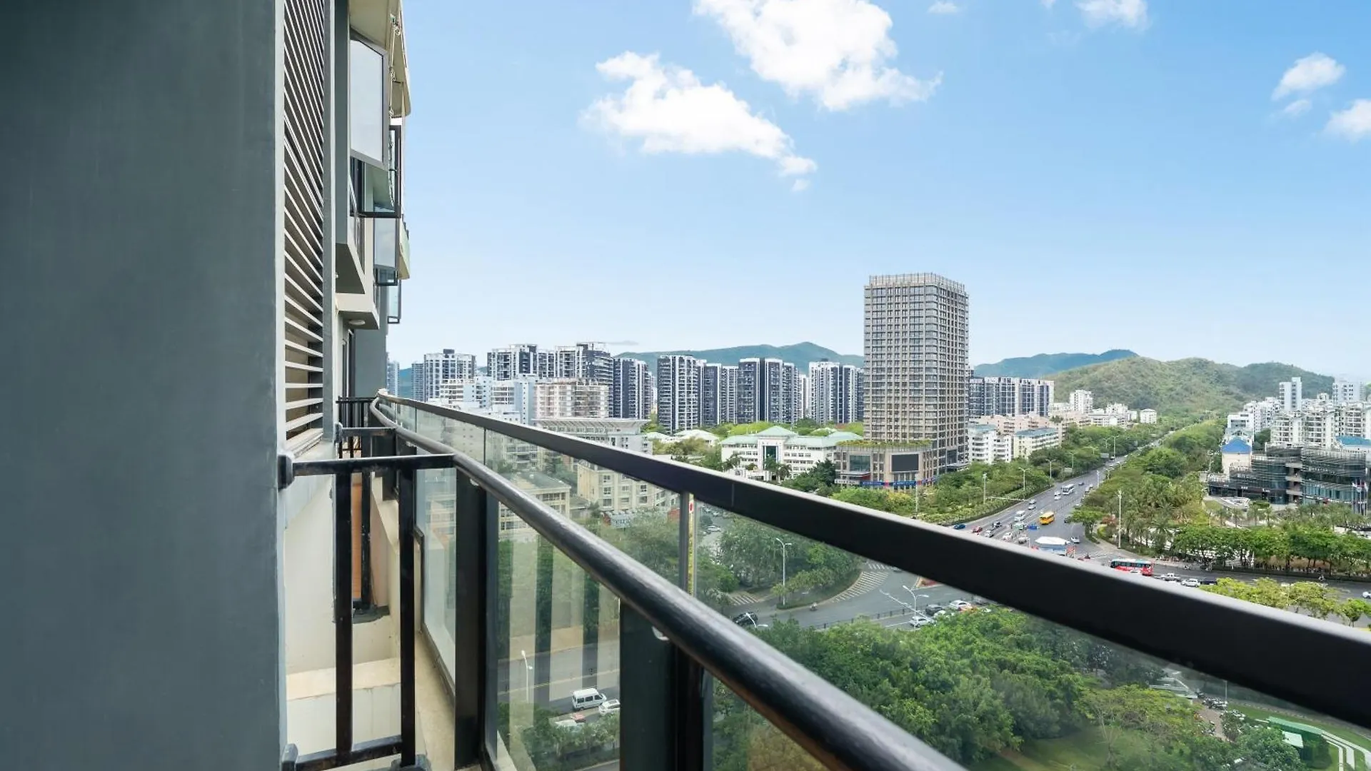 Poly Central Plaza By Boli At Sanya City Center#Near Joy City 5*,